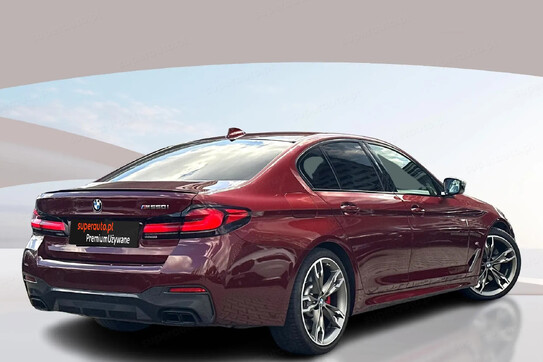 BMW Seria 5 M550i xDrive aut