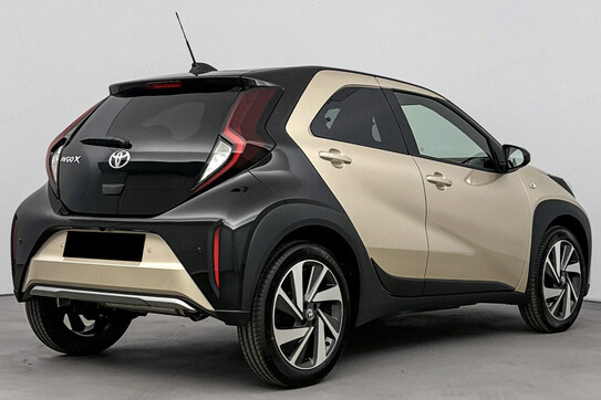 Toyota Aygo X Executive 1.0 benzyna