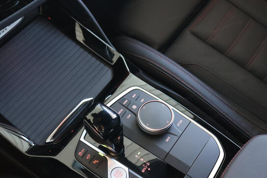 BMW X4 M40i