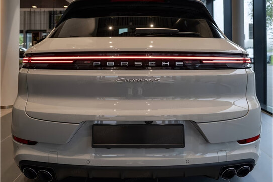 Porsche Cayenne S
