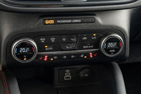 Ford Kuga 1.5 EcoBoost FWD Titanium