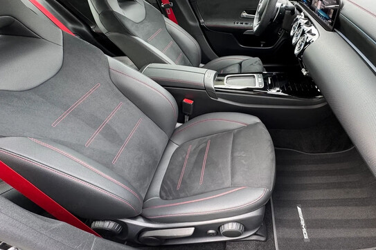 Mercedes CLA AMG 35 4-Matic Shooting Brake