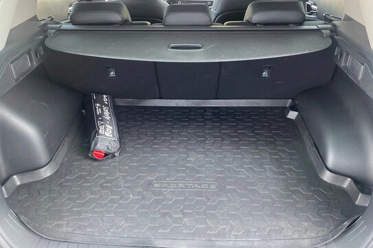 Kia Sportage 1.6 T-GDI HEV Business Line 4WD aut