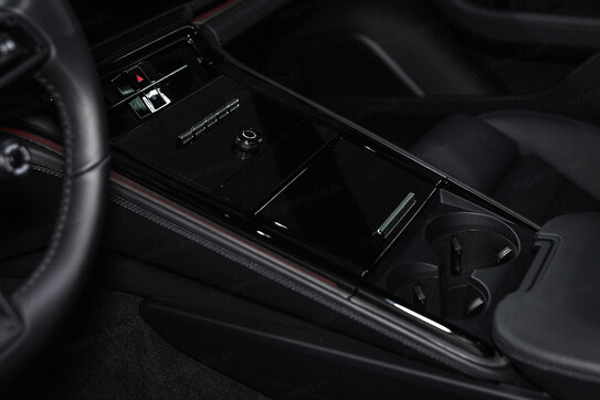 Porsche Panamera 4