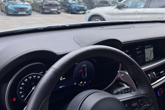 Alfa Romeo Stelvio Turbo Veloce Q4