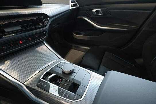 BMW Seria 3 Touring 330i xDrive M Sport