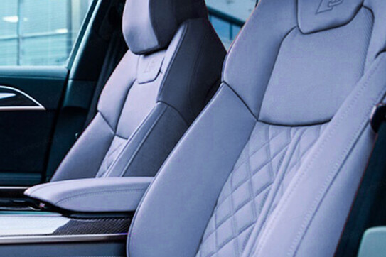 Audi A8 S8 TFSI quattro