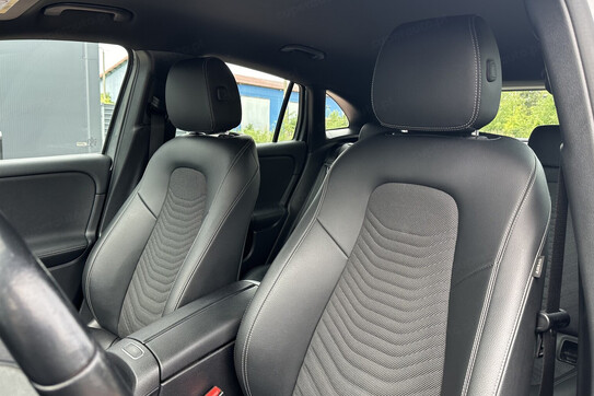 Mercedes GLA 200 Progressive