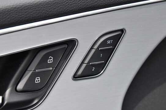 Audi Q8 60 TFSI e quattro