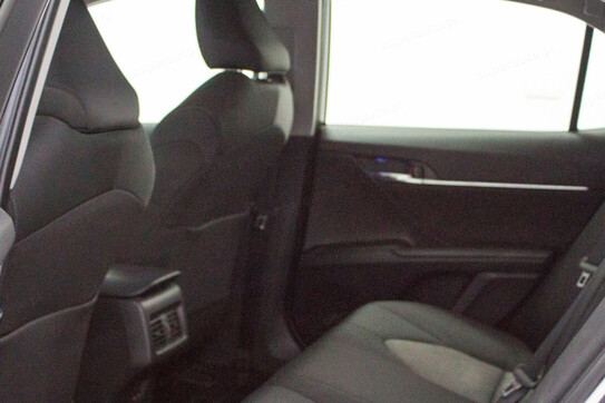 Toyota Camry 2.5 Hybrid Comfort CVT
