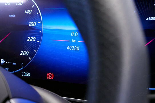Mercedes Klasa C 220 d T 4MATIC AMG Line