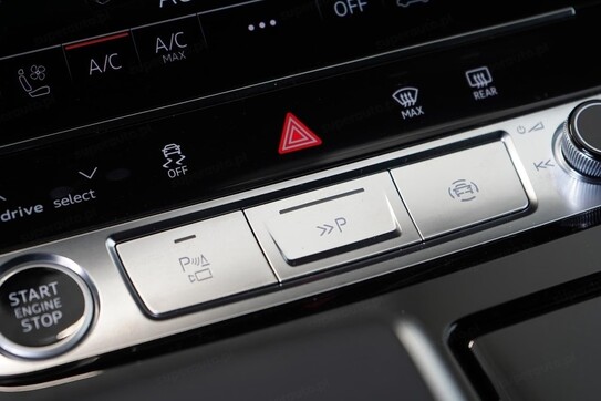Audi Q7 55 TFSI e quattro S Line