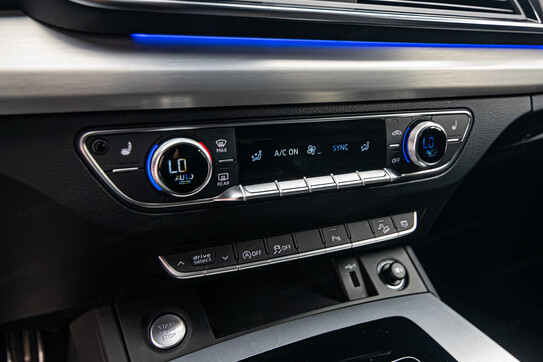 Audi Q5 40 TDI mHEV quattro S Line S tronic