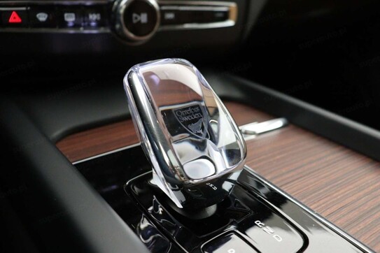 Volvo XC60 T6 Plug-In Hybrid AWD Plus Bright