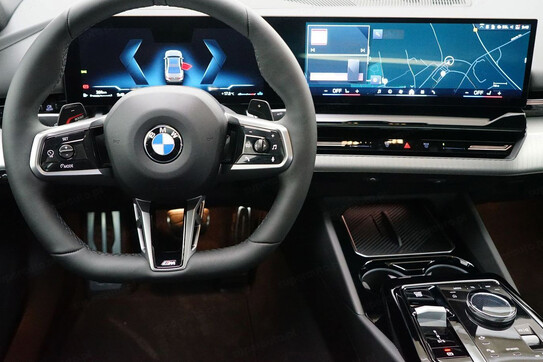 BMW Seria 5 520d M Sport