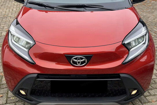 Toyota Aygo X Executive 1.0 benzyna