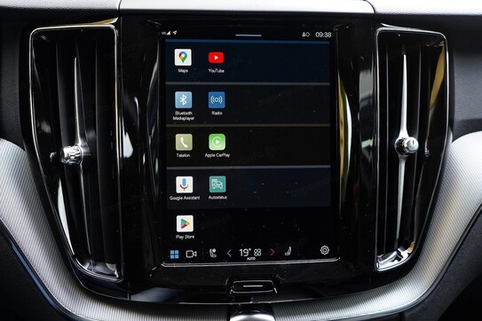 Volvo XC60 T6 Plug-In Hybrid AWD Plus Bright