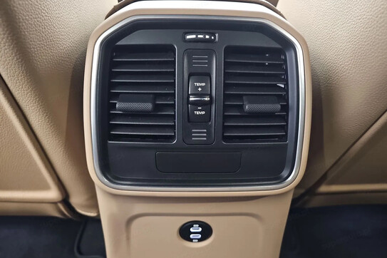 Porsche Macan Standard