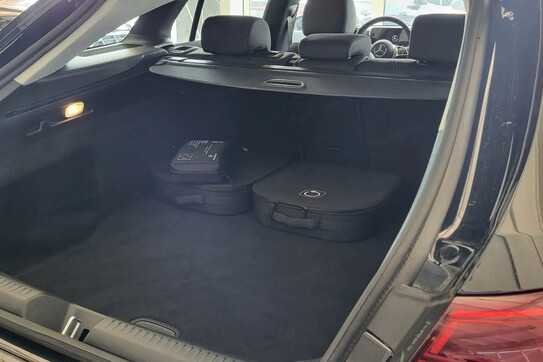 Mercedes CLA 250 e PHEV 8G-DCT