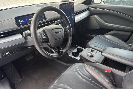 Ford Mustang Mach-E 75kWh RWD