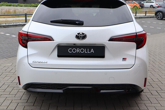 Toyota Corolla GR Sport 2.0 Hybrid Dynamic Force