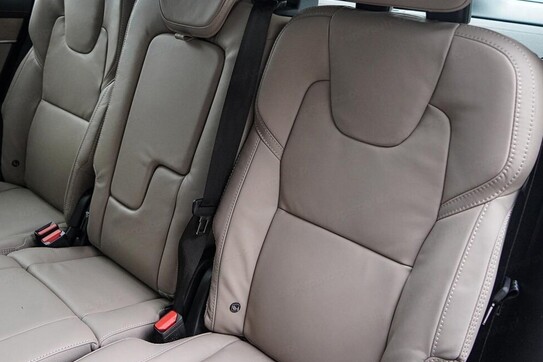 Volvo XC90 T8 AWD Plug-In Hybrid Plus Bright 7os