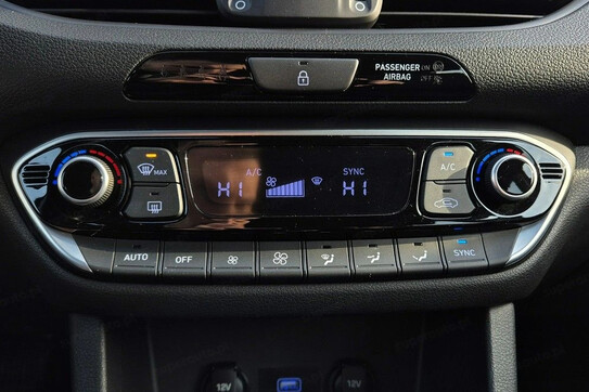 Hyundai i30 1.0 T-GDI Smart DCT
