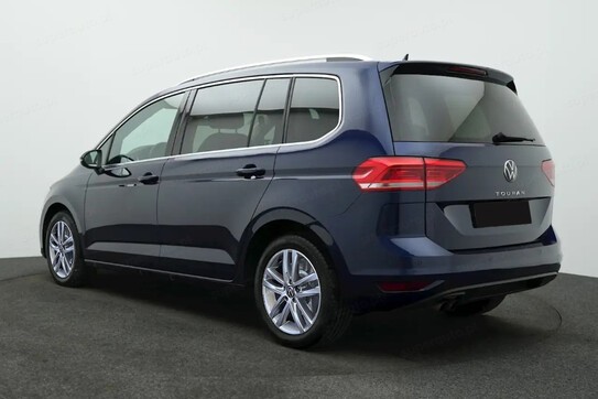 Volkswagen Touran Highline 1.5 TSI EVO DSG