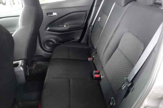 Nissan Juke 1.0 DIG-T Acenta DCT