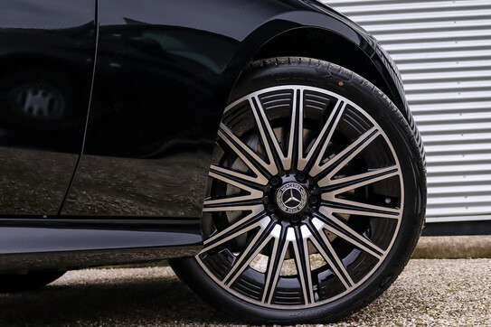 Mercedes CLE 300 4-Matic AMG Line