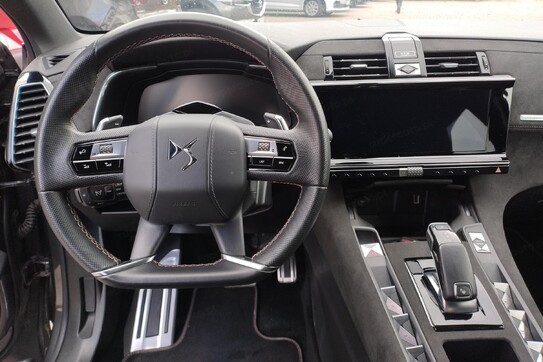DS DS7 Performance Line + 1.6 E-Tense  aut
