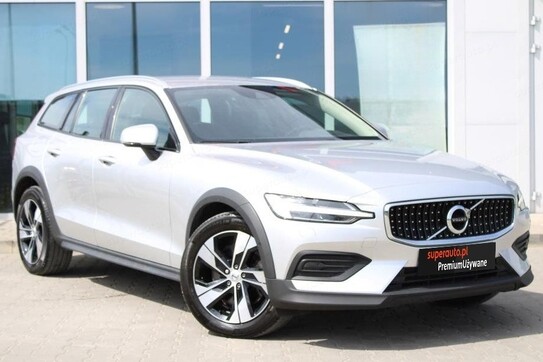 Volvo V60 Cross Country B4 D AWD