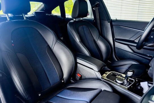 BMW Seria 2 Gran Coupe 220d M Sport