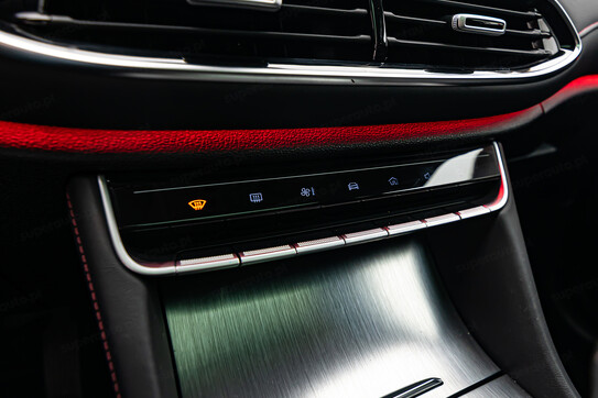 MG HS 1.5 T-GDI Luxury