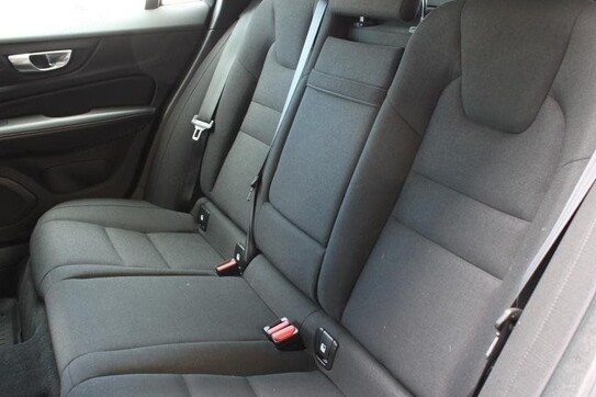 Volvo V60 Cross Country B4 D AWD