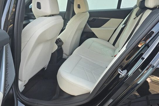 BMW Seria 5 520d mHEV aut