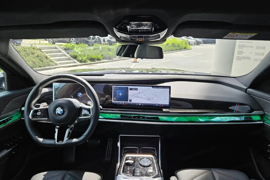 BMW Seria 7 740d xDrive M Sport