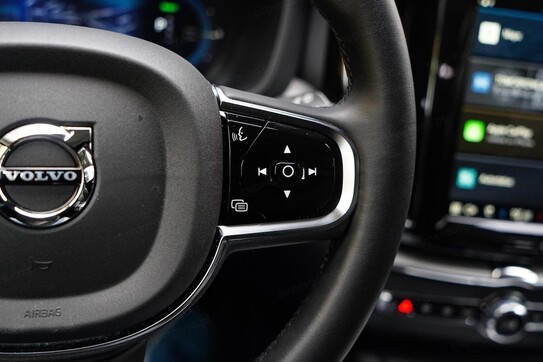 Volvo XC60 T6 Plug-In Hybrid AWD Plus Bright
