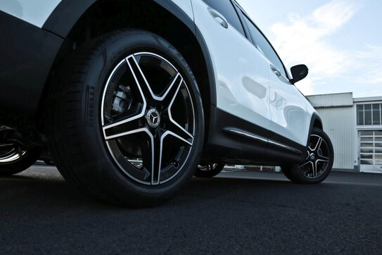 Mercedes GLB 200  AMG Line