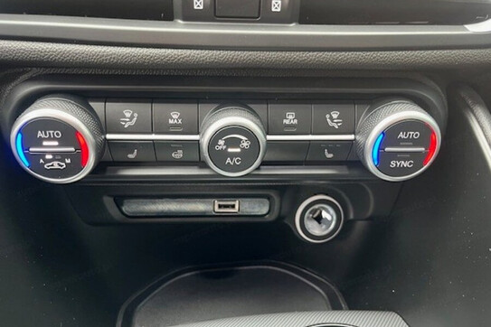 Alfa Romeo Giulia Turbo Veloce Q4