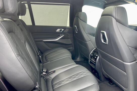 BMW X7 M60i xDrive
