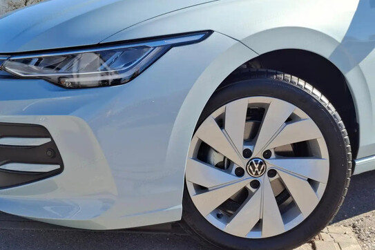 Volkswagen Golf VIII Life Plus 1.5 eTSI mHEV DSG