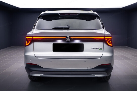 MG MGS5 49kWh Standard Range RWD Exclusive