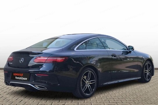 Mercedes E Klasa Coupe 300 AMG Line