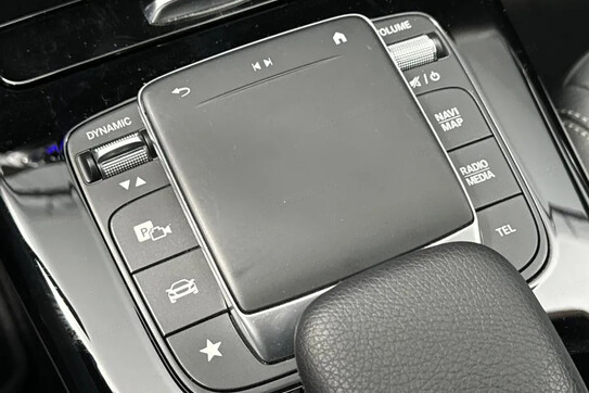 Mercedes CLA 200 Shooting Brake Progressive