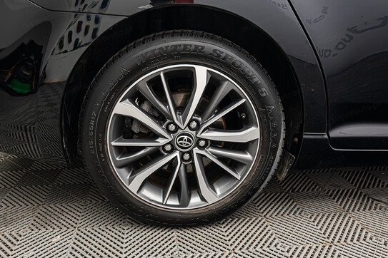 Toyota Avensis 1.8 Premium