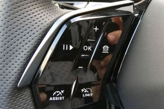 Peugeot 5008 GT 1.2 PureTech mHEV e-DCS6