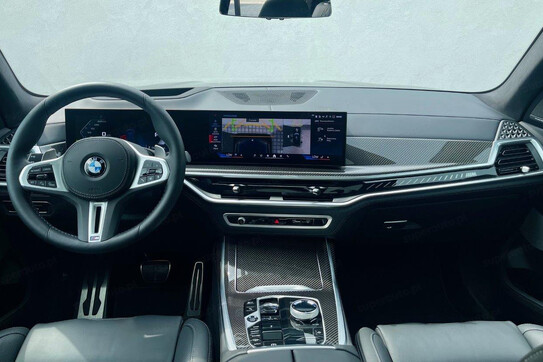 BMW X7 M60i xDrive