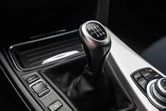 BMW Seria 3 318d