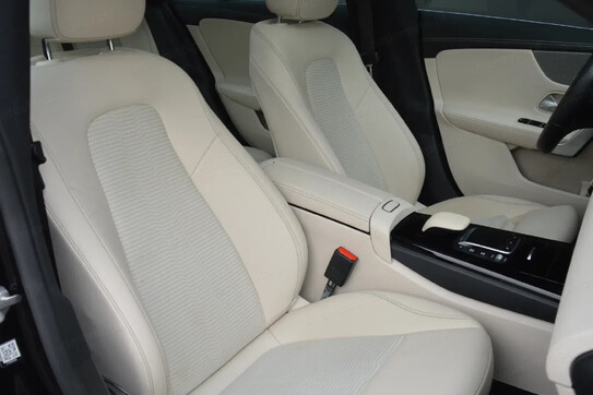 Mercedes CLA 180 Progressive